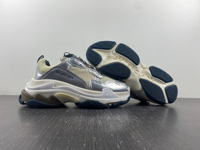 Ba*len*cia*ga triple s sneaker 524039 w2fs2 8106