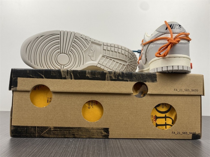 nike dunk low lot 44 dm1602-104