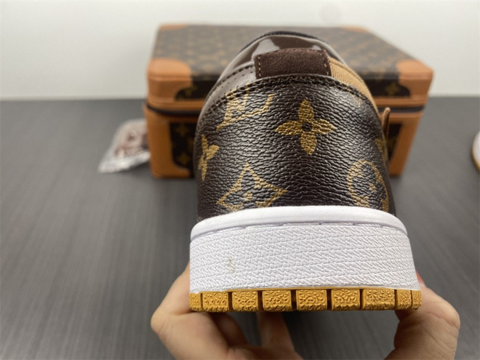 air jordan 1 ow top (with case)