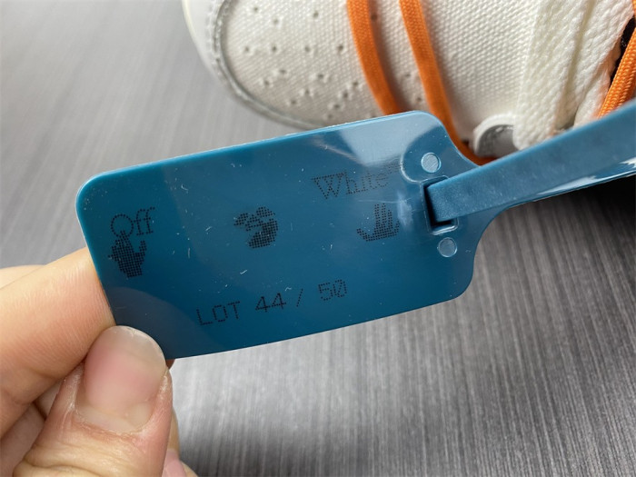 nike dunk low lot 44 dm1602-104