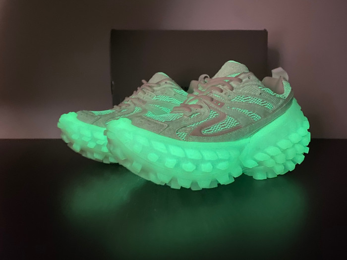 blcg track grey 542436 w3nu2 4656