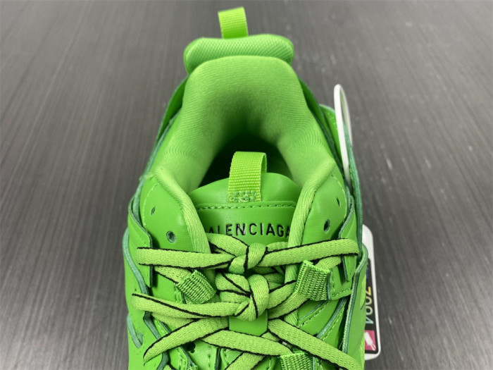 blcg track trainer green 542023 w3gb1 8463