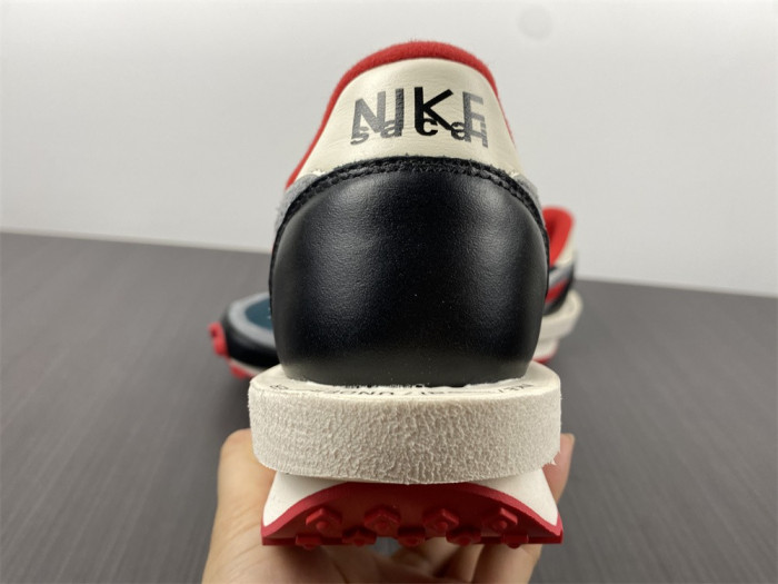 nike ld waffle sacai undercover university red dj4877-300