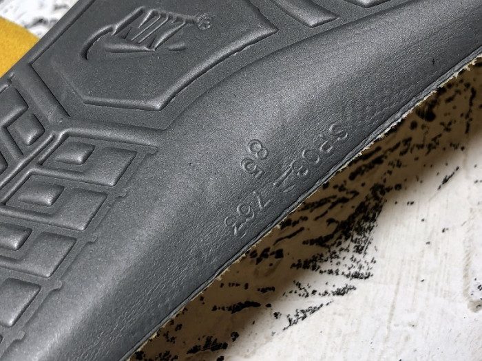 nike dunk low ow pine green ct0856-100