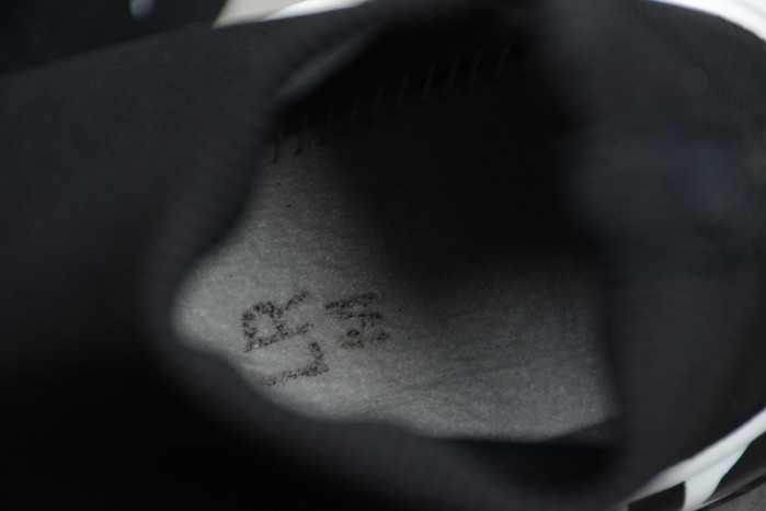 blcg speed sneaker black-white 605972 w05ge 1015