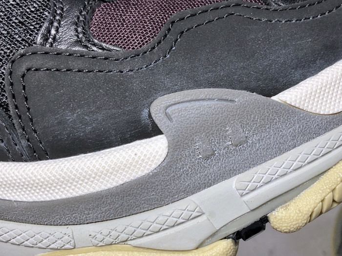 blcg sneaker triple.s.gomma 536737 w09oh 1091