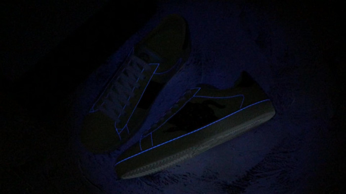 G*u*i ace embroidered low-top sneaker white with snake