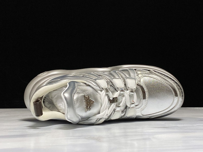 louiv archlight sneaker