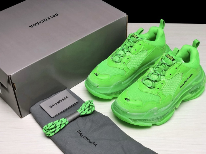 blcg sneaker triple.s.gomma "neon green"541624 w09ol 3801