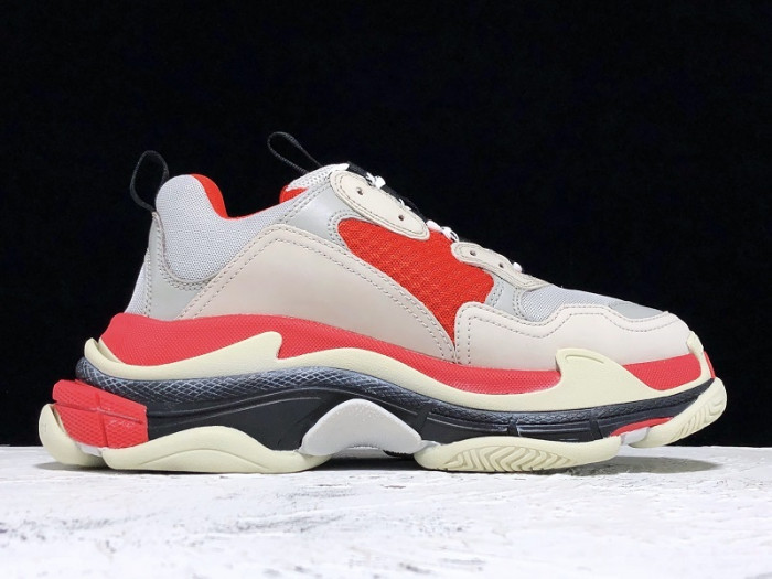 blcg triple s trainer grey red 536737 w09oh 6151
