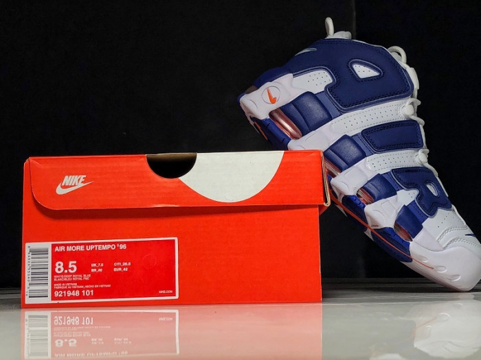 nike air more uptempo knicks 921948-101