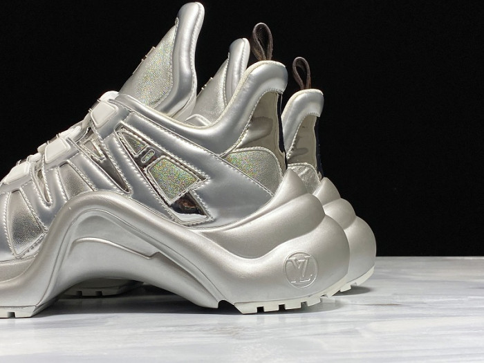 louiv archlight sneaker