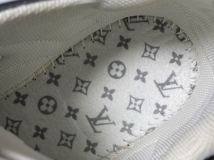 louiv archlight sneaker