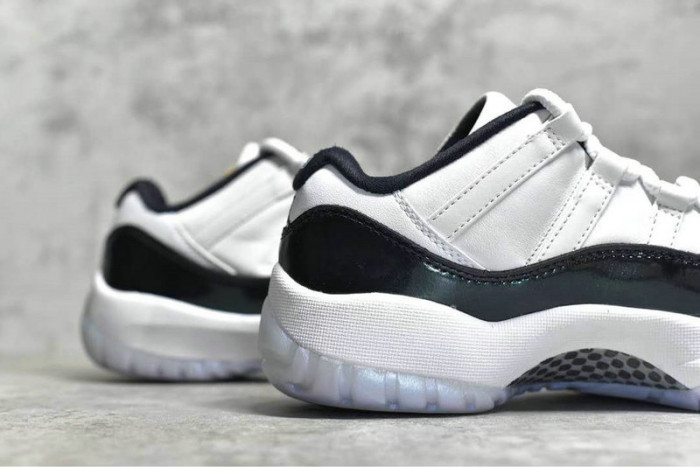 air jordan 11 retro low 