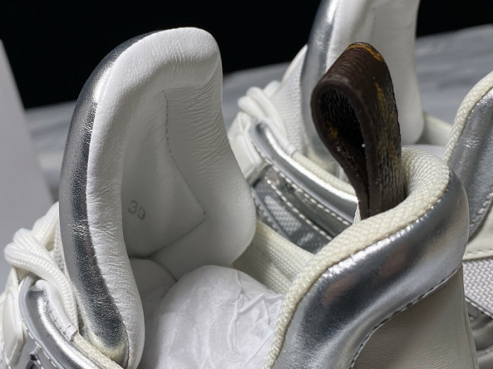 louiv archlight sneaker