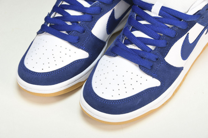 nike sb dunk low los angeles dodgers do9395-400