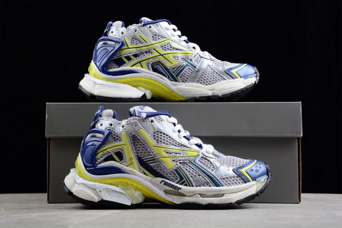 blcg runner 677402 w3rb5 9174