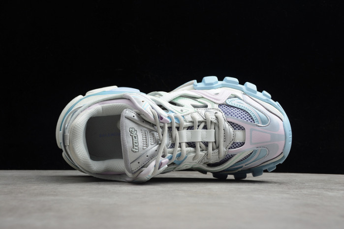 blcg track.2 white light blue 568615-w2gn3-9045