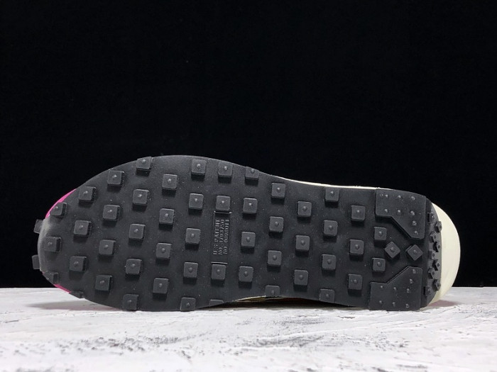 nike ld waffle sacai pine green bv0073-301