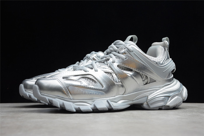 blcg track trainer full silver matllic 542023w2fs38100