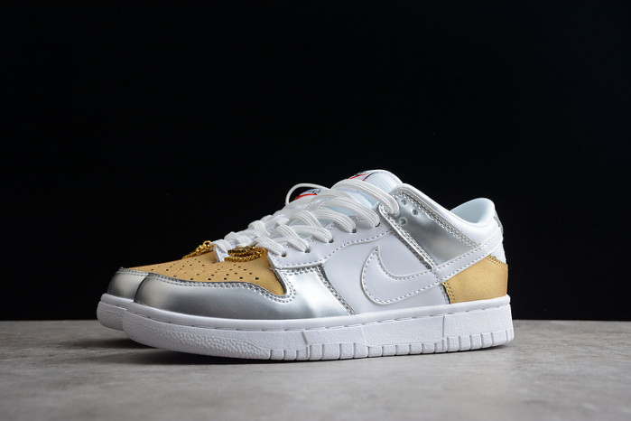 nike wmns dunk low se 
