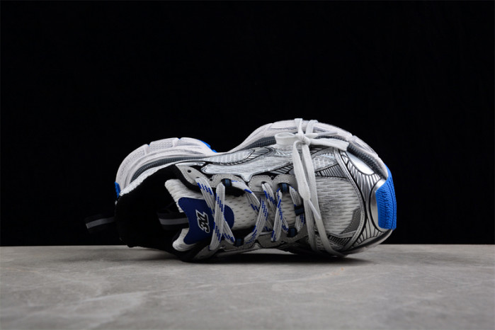 blcg 3xl sneaker 734734 w3rb7 0226