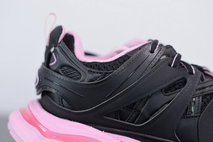 blcg track trainer pink and black 542436 w3ac1 1050