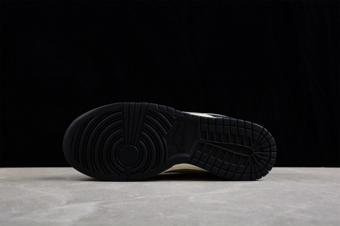 nike dunk low lx black suede team gold (w) dv3054-001