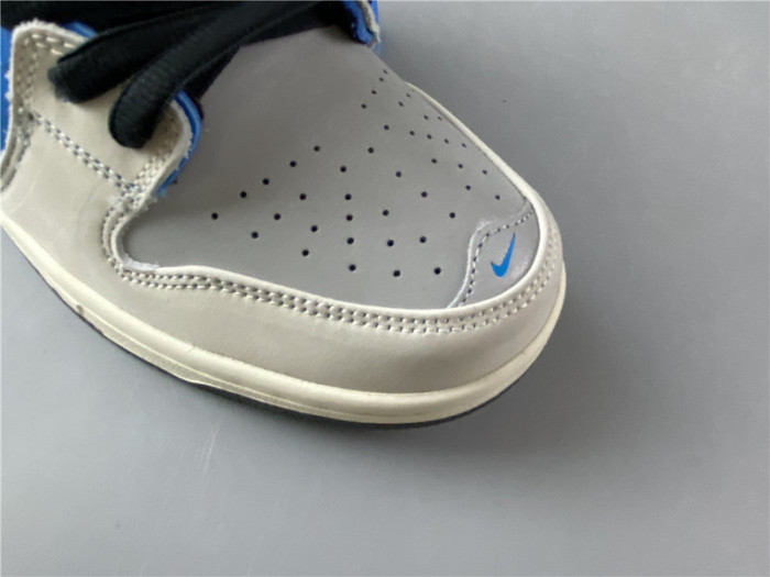 instant skateboard x nike dunk sb low cz5128-400