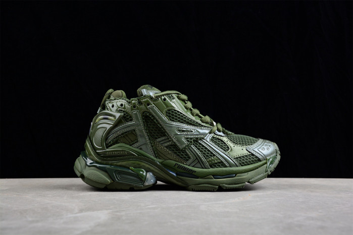 blcg runner 677402 w1rn3 2025