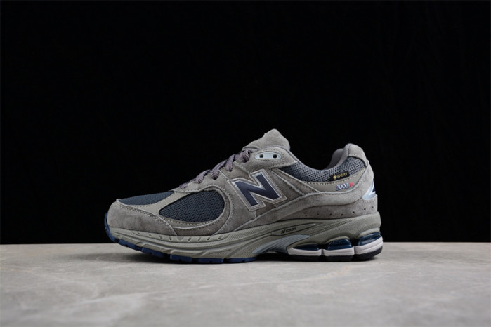 new balance 2002r m2002rxc
