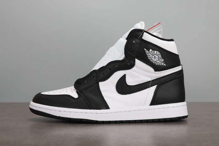 air jordan 1 retro black white (2014) 555088-010