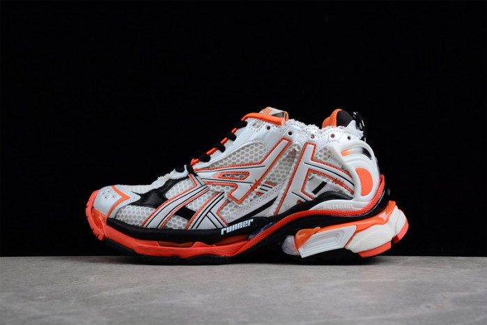 blcg runner 677402 w3rb7 9051