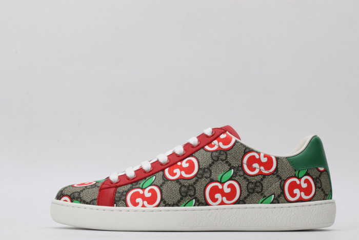 G*u*i ace embroidered low-top sneaker