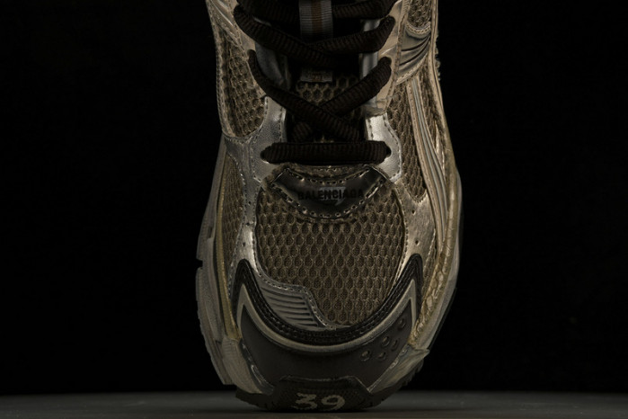 blcg runner 677403 w3rmu-2000