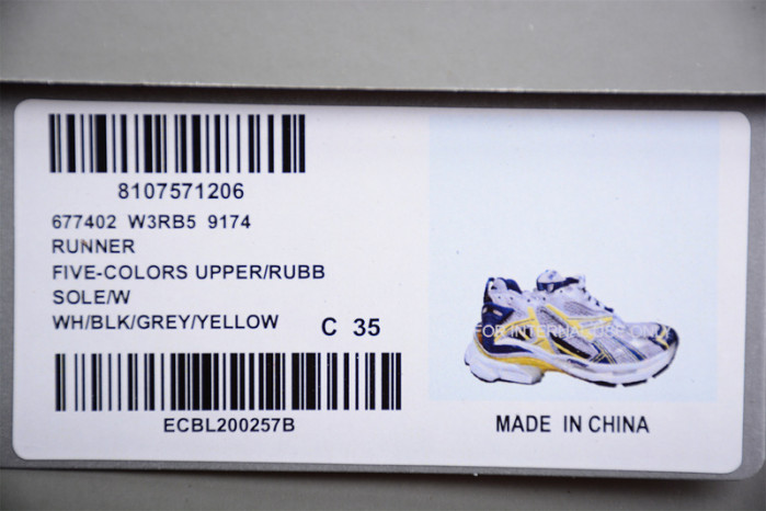 blcg runner 677402 w3rb5 9174