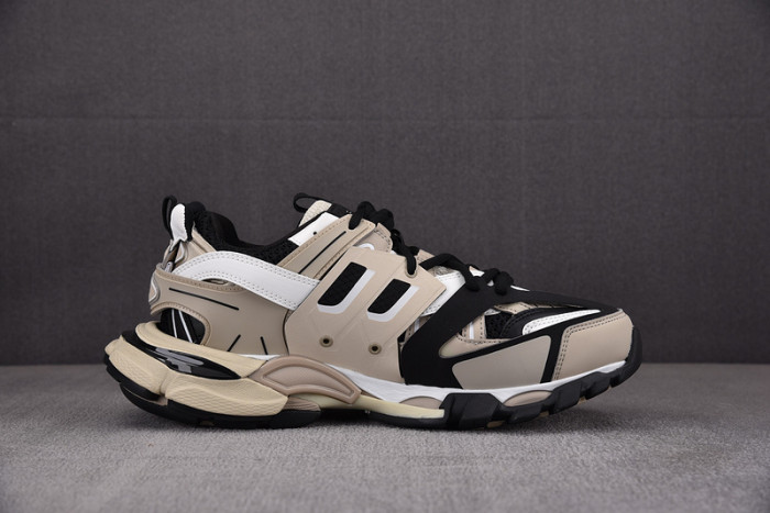 blcg track 3.0 542023 w3ac4 8017