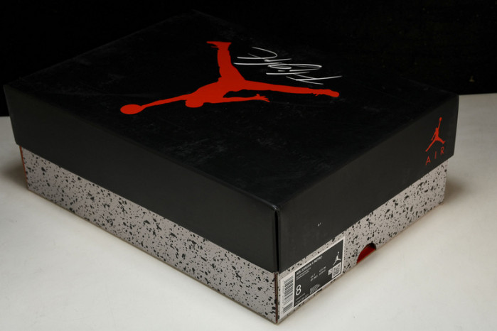 air jordan 4 “white thunder” fq8138-001