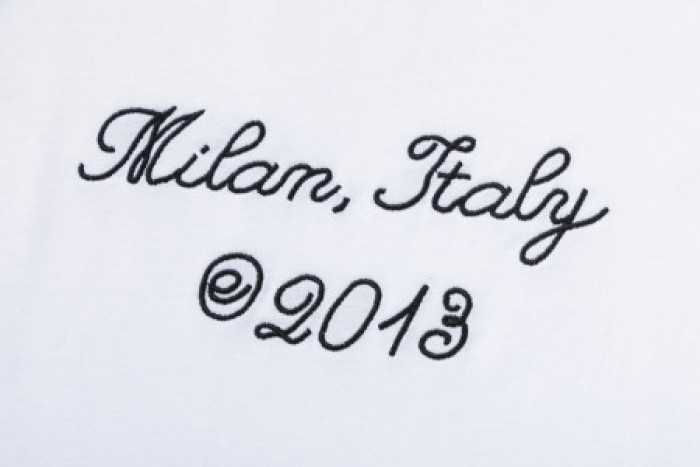 off-white t-shirt w28