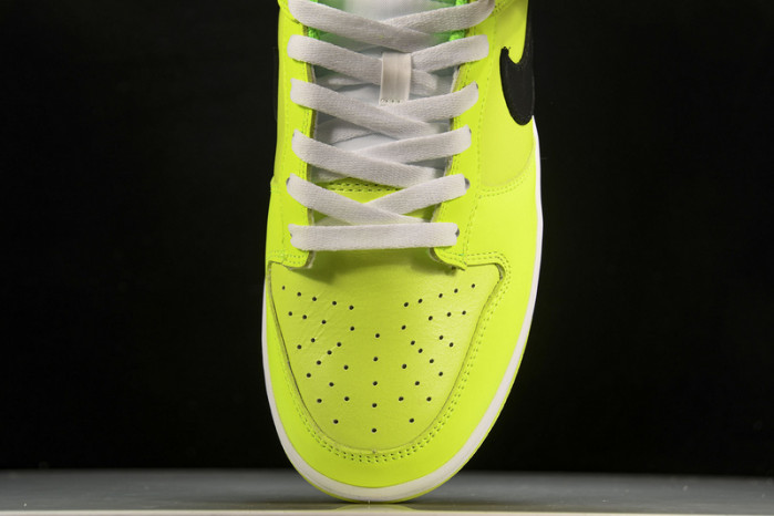 nike dunk low “glow in the dark” fj4610-702