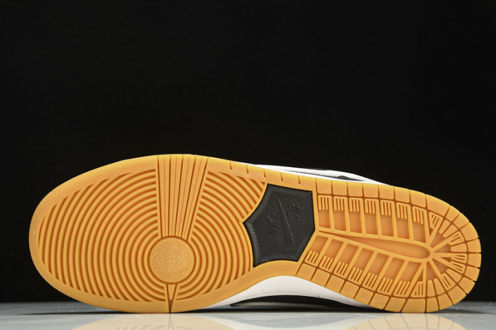 nike sb dunk low “black gum” cd2563-006