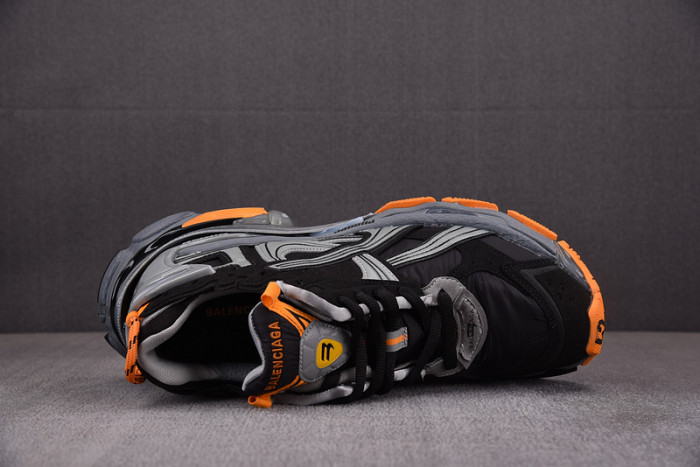 blcg runner 772774 w3rny 4018