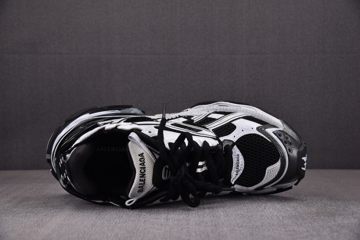 blcg runner 677403 w3rb2 9010