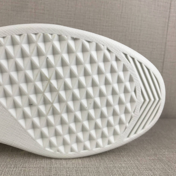 louiv frontraw sneaker