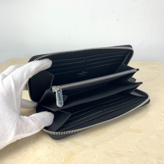 louiv wallet 19*10*1cm