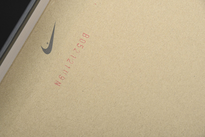 air jordan 1 retro high electro orange 555088-180