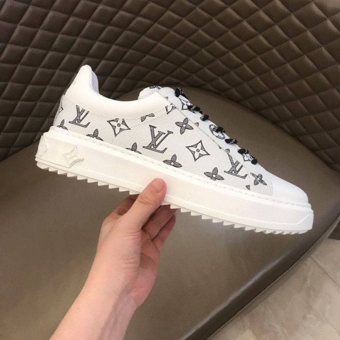louiv beverly hills sneaker