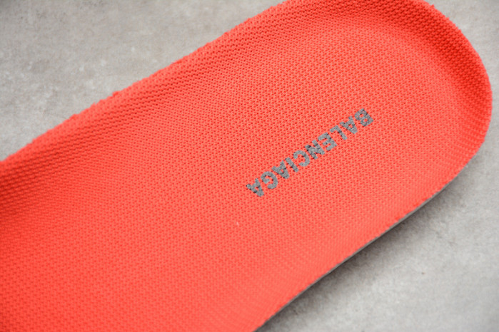 blcg sneaker triple.s.gomma red 524039 w2fa1 7632