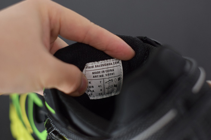 blcg track.2 black fluorescent and yellow 570391 w2gn3 1022