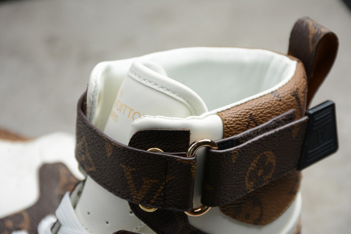 louiv stellar sneaker